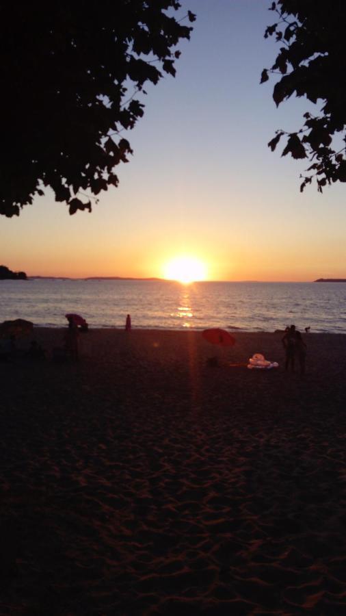 Hostal Casa Martinez บวยอู ภายนอก รูปภาพ